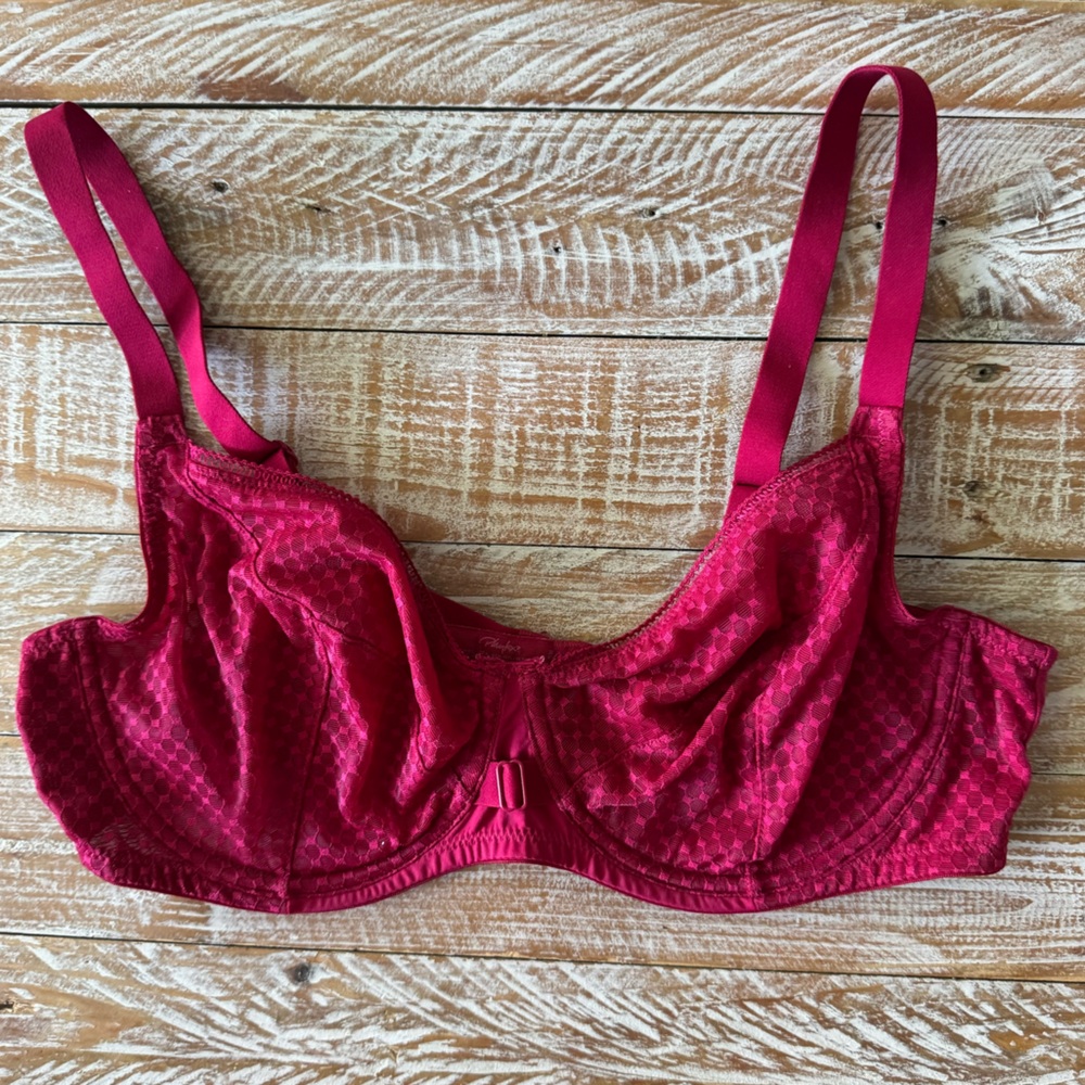 ❤️ Playtex Red Underwire Bra | 38C | Sheer & Supportive ❤️